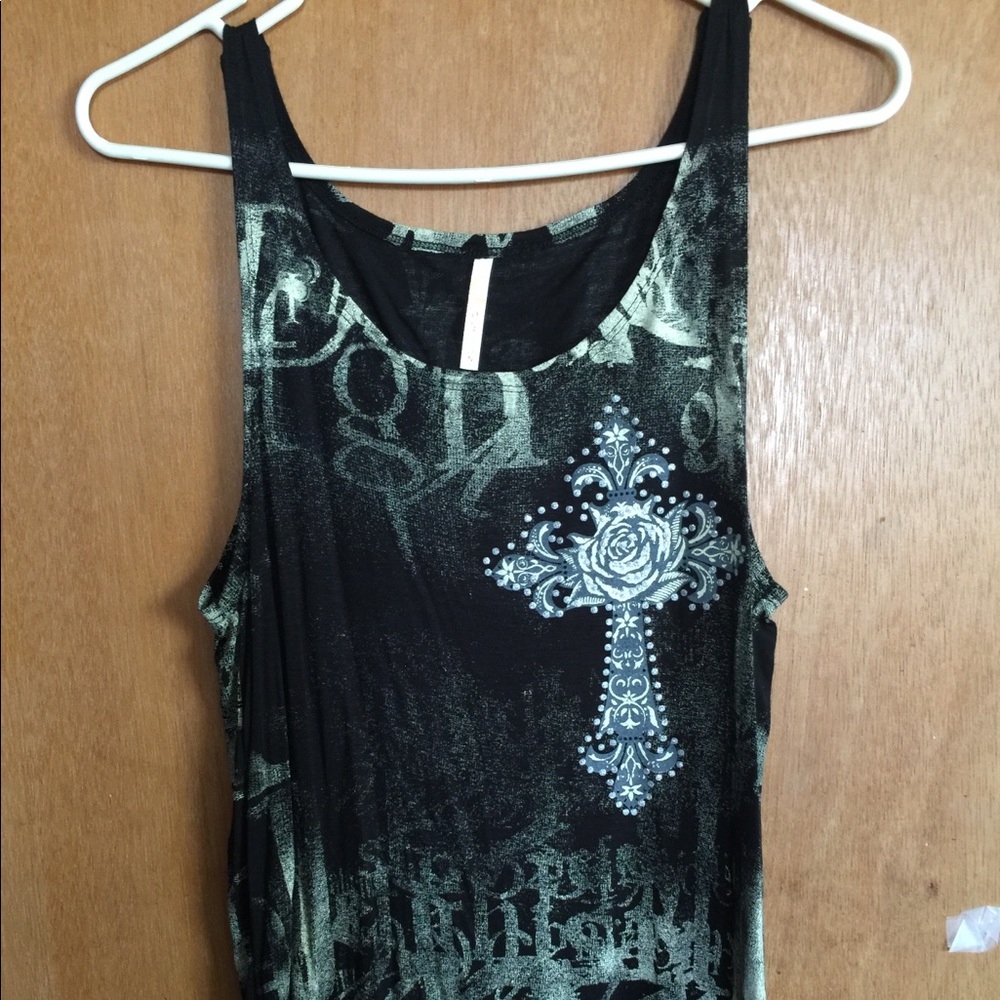 Sleeveless top